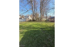 317 E 44th Street, Lorain, OH 44052