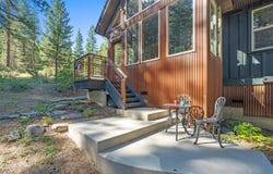305 Mountain View Drive, Calpine, CA 96124