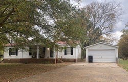 869 Pine Tree Drive, SENATOBIA, MS 38668