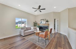 141 E Poplar Cir, Goddard, KS 67052
