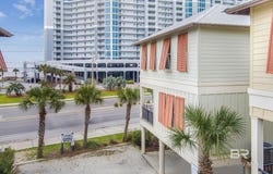 487 E 1st Avenue, Gulf Shores, AL 36542