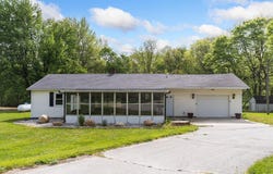260 N 850 W-92 Road, Pierceton, IN 46562