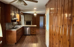 2374 Woodcastle, Atlanta, GA 30316