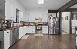 2127 Florida St, Nome, TX 77629