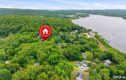 8 Phelps Lane, Deep River, CT 06417