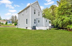 233 Brady Ave, Hawthorne, NY 10532