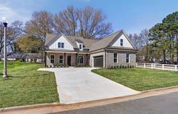 50 NEBHUT Ln, Rossville, TN 38066