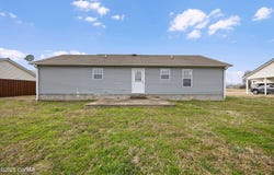 13 S Craves Circle, Bells, TN 38006