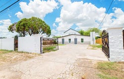 2218 Burnside St, Laredo, TX 78040
