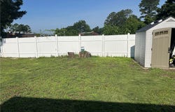 2201 RIVERWOOD Avenue, Lumberton, NC 28358