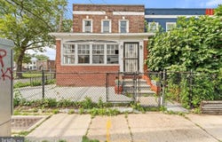 901 FAIRVIEW STREET, CAMDEN, NJ 08104