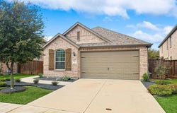 1029 Shire Drive, Aubrey, TX 76227