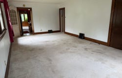 1947 OREGON Street, OSHKOSH, WI 54902