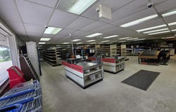 901 Oak ST, Valley Falls, KS 66088