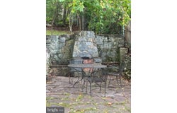 6821 BARR Road, BETHESDA, MD 20816