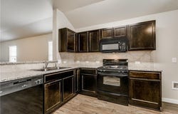 185 Voss, Kyle, TX 78640