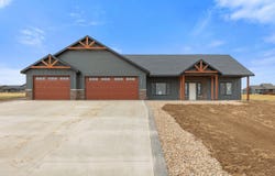 19225 Double Tree Circle, Belle Fourche, SD 57717