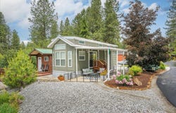 111 Pathfinder Ln, Usk, WA 99180