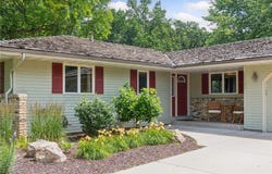 11109 Territorial Court, Burnsville, MN 55337