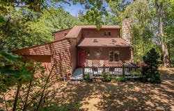 636 FLOWER DR, MCGAHEYSVILLE, VA 22840