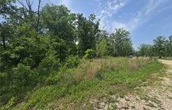 007 64 Highway, Lebanon, MO 65536