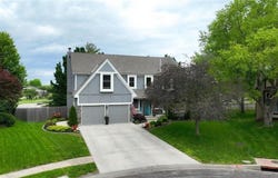 11821 W 128th Street, Overland Park, KS 66213