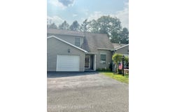 205 Knollridge Drive, Factoryville, PA 18419