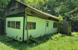 Regan Road, Hinsdale, NY 14727