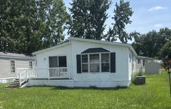 6913 Londal Circle, Lansing, MI 48911