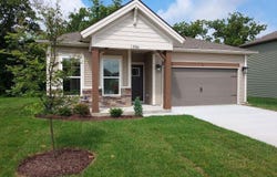 1396 N Hunters Crossing Circle, Huntingburg, IN 47542