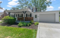 2413 W Manor Avenue, Struthers, OH 44514