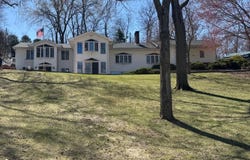 3019 E Lakeshore Drive, Brooklyn, IA 52211