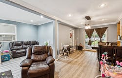 805 N YORK ROAD, STERLING, VA 20164