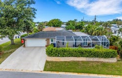 1301 LAKESIDE DRIVE, VENICE, FL 34293