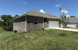 401 E Wright Street, Willard, MO 65781