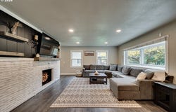 2964 MADRONA Dr, Longview, WA 98632