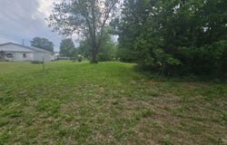 West, Baxter Springs, KS 66713