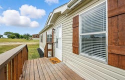 197 Pond View, Decatur, TX 76234