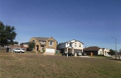 317 Gettysburg Loop, Elgin, TX 78621
