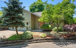 3631 Kevington Ave, Eugene, OR 97405