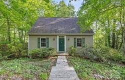 124 Hilltop Road, Black Mountain, NC 28711