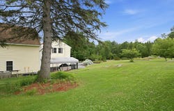 5 Johns Drive, Hooksett, NH 03106