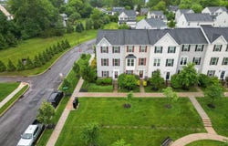 10 WASHINGTON SQ, SPRING CITY, PA 19475