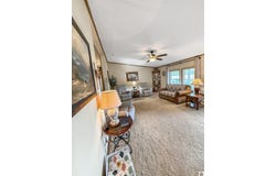 5472 STE RTE 94E, Murray, KY 42071-9999