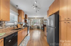 137 Exeter Court, Hendersonville, NC 28791