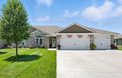 5264 CARRIAGE Road, COUNCIL BLUFFS, IA 51501