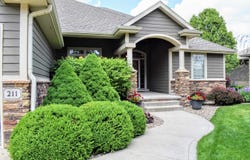 211 E Sawgrass Trail, Dakota Dunes, SD 57049