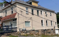 100 Center Avenue, West View, PA 15229