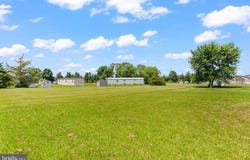 300 DEAN STREET, ELIZABETHTOWN, PA 17022