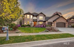 1013 E Rivers End Drive, Eagle, ID 83616